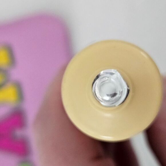 Colorful 'GLAM' Cosmetic Pouch with Skincare Set - Picture 10 of 10